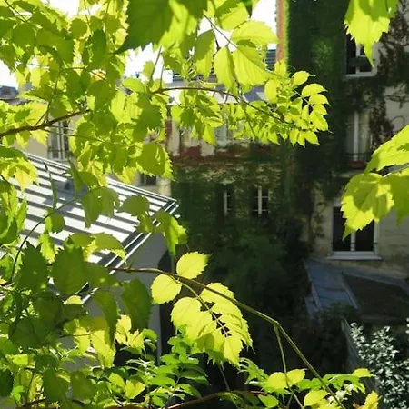 A Paradise Of Calm And Charm Parigi