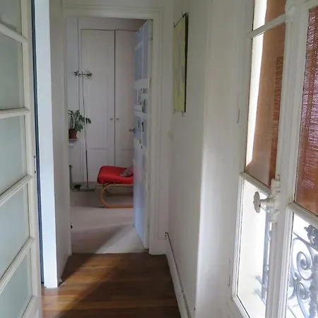 A Paradise Of Calm And Charm Parigi